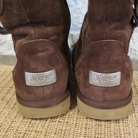 UGG Australia Cargo III 3 Tall Boots Brown Buckle Side Zipper size 7 Style #5132 - Picture 5 of 13